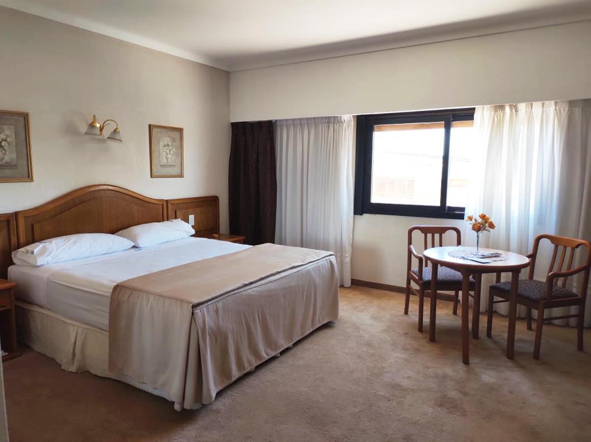 Hotel Libertador تريليو المظهر الخارجي الصورة